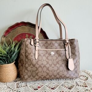 Coach Signature Tote Bag